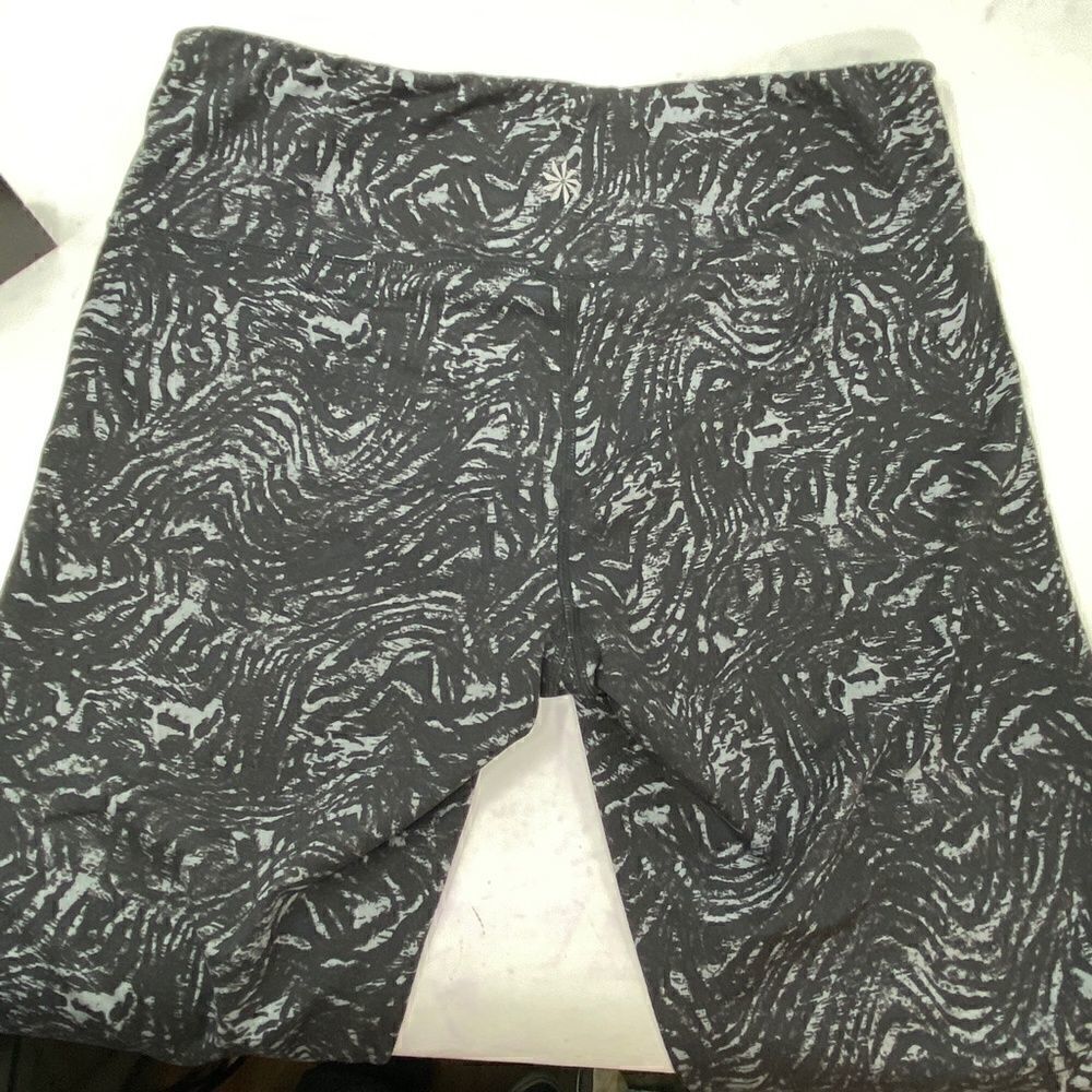ATHLETA Leggings - Black & Gray Abstract Pattern - Picture 7 of 16